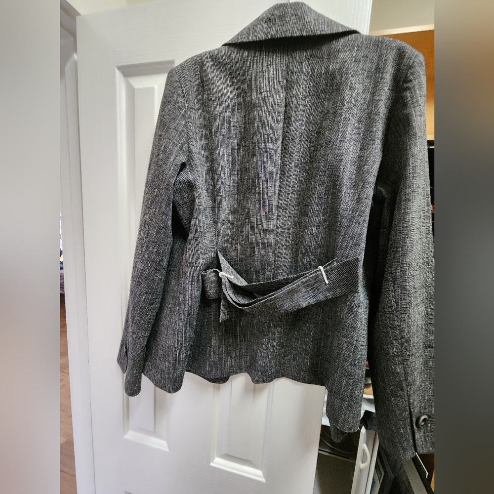 Jacket and pants - Picture 2 of 9